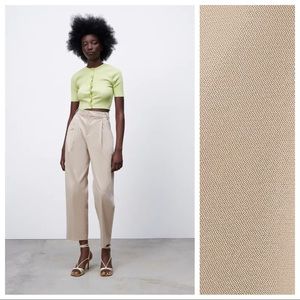 NWT. Zara Light Tan Pleated Flowy High-waisted Wide Legs Pants. Size L.